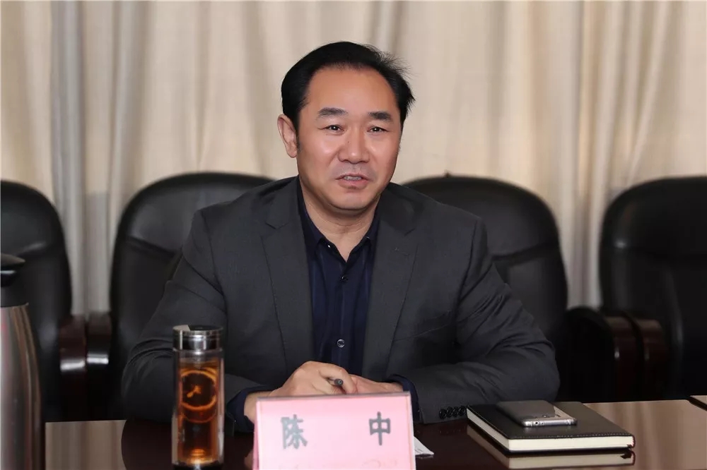 市检察院检察长宋祥林到市教育局送达检察建议